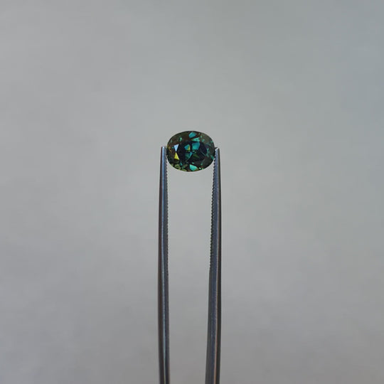2.61ct Australian Sapphire, Parti, Blue, yellow, Teal, Green - Oval