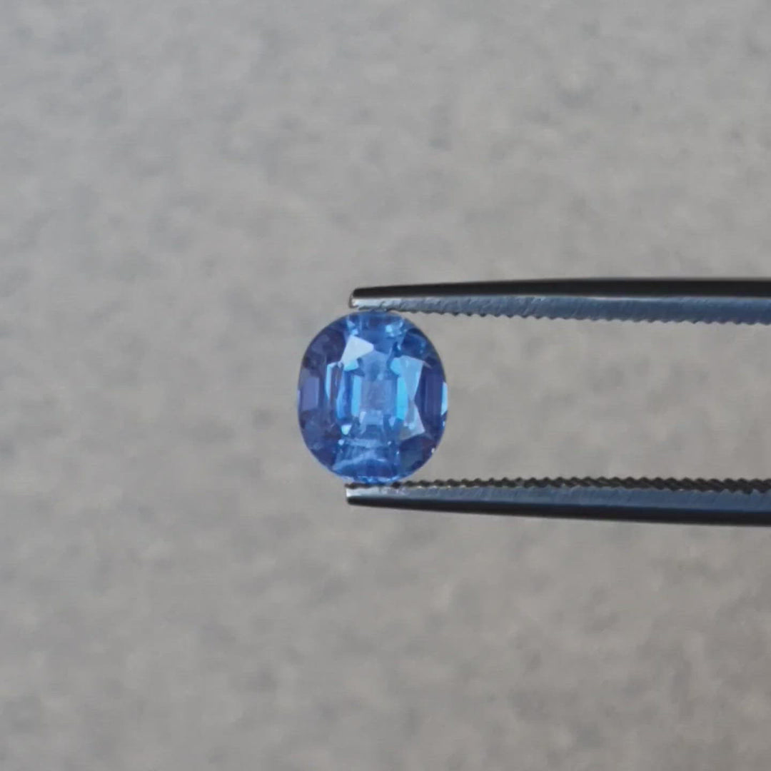 1.58ct Ceylon Sapphire, Blue, Violet - Oval, Cushion