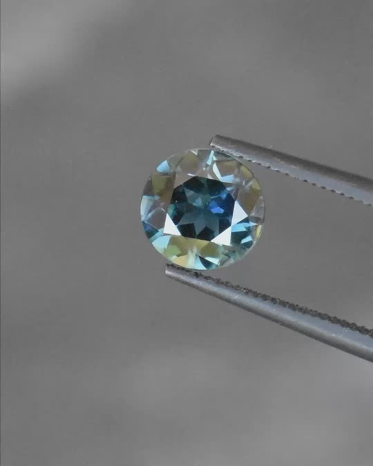 1.54ct Australian Sapphire, Blue, Teal - Round